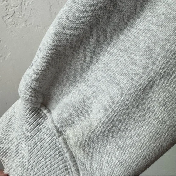 Aritzia TNA Cozy Fleece Mega Pullover Sweatshirt Sweater Heather Grey Light Knit - Picture 7 of 14